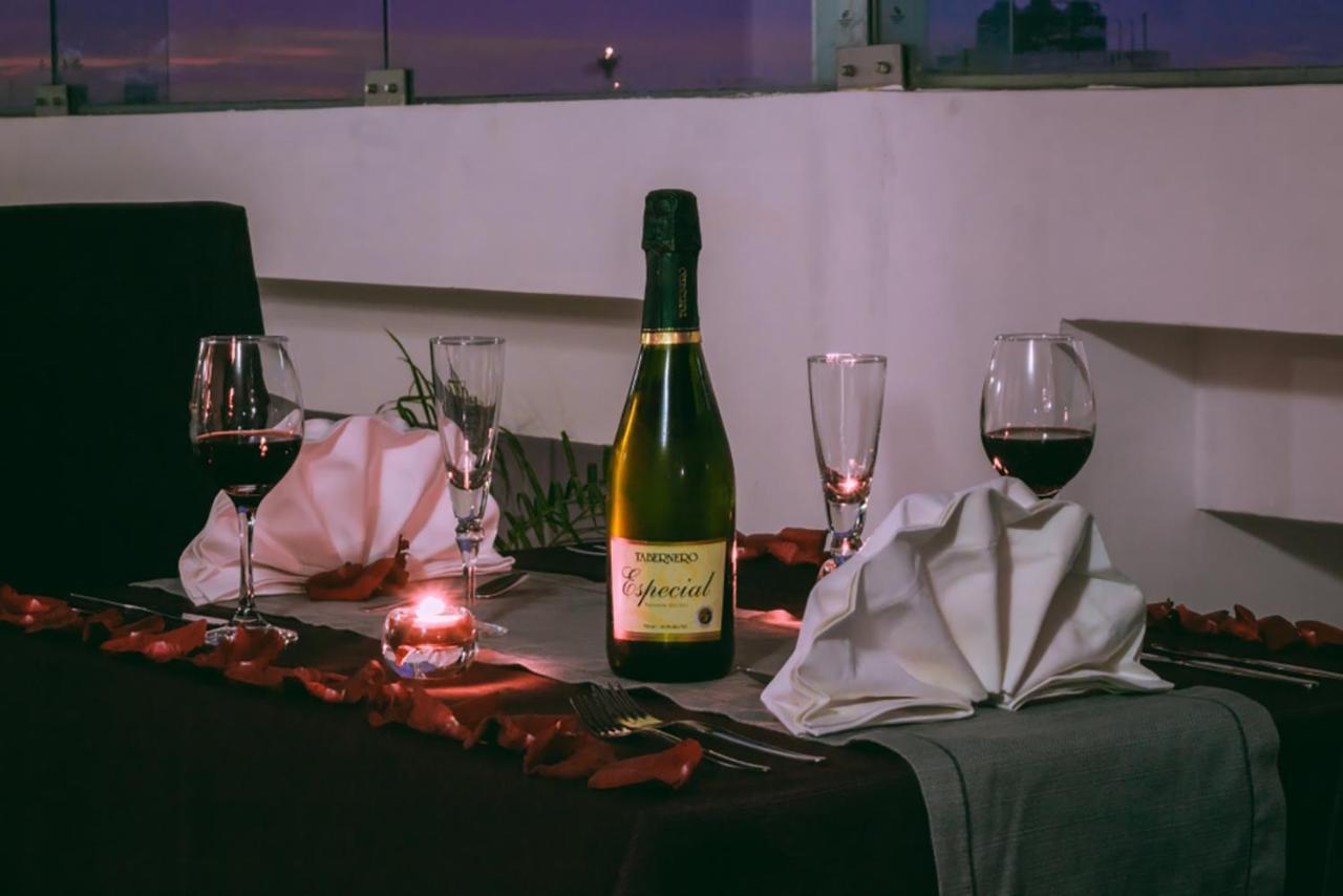 Sunec Hotel チクラーヨ エクステリア 写真